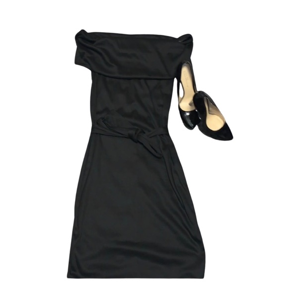 Dresses & Skirts - Black off the Shoulder Dress 👗 NWOT